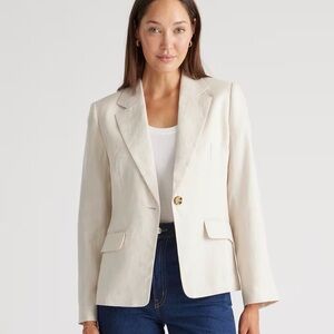 Quince 100% European Linen Structured Blazer